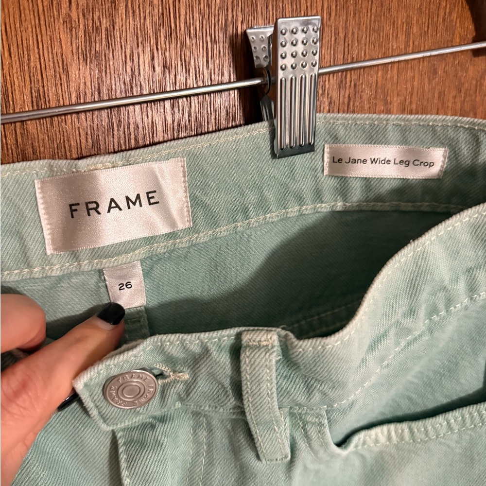 Frame Denim Le Jane Wide Leg Crop in Light Mint - Picture 4 of 6